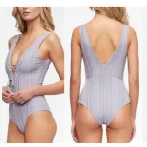NWT TAVIK Roan Slinky Ribbed Lilac Gray One Piece Lace Up Swimsuit Size Small